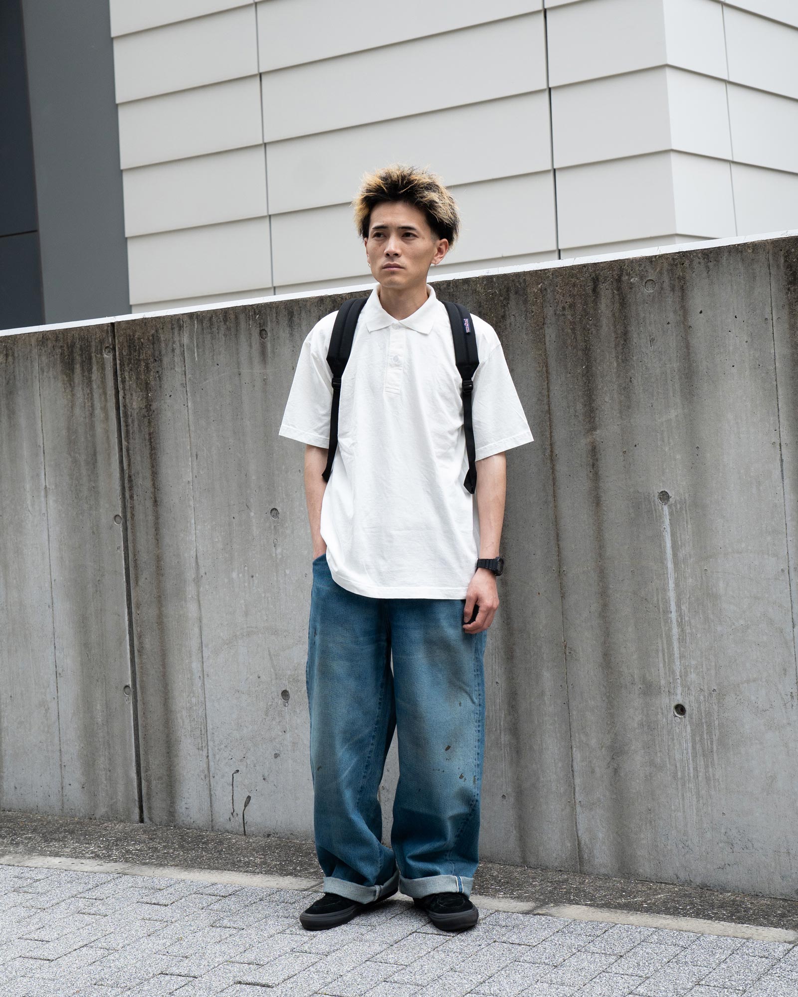 ロサンゼルスアパレル 18412GD ポロTシャツを主役にした夏のスタッフコーデ