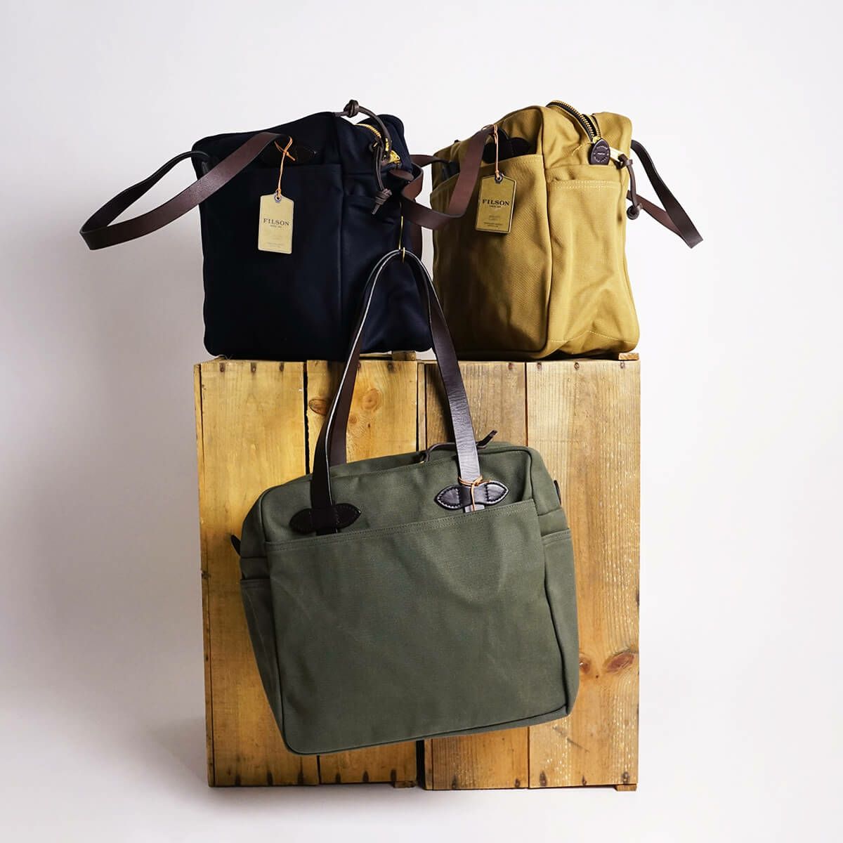 フィルソン FILSON キャンバス トートバッグ ウィズ ジッパー | Jalana 