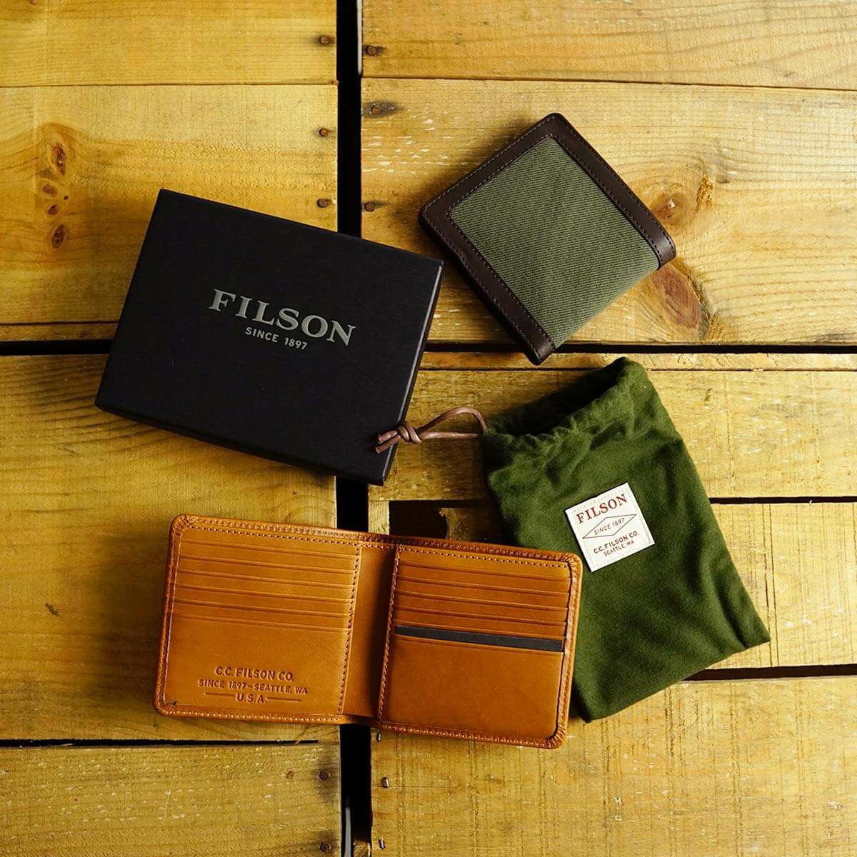 フィルソン FILSON パッカーウォレット | Jalana | ジャラーナ