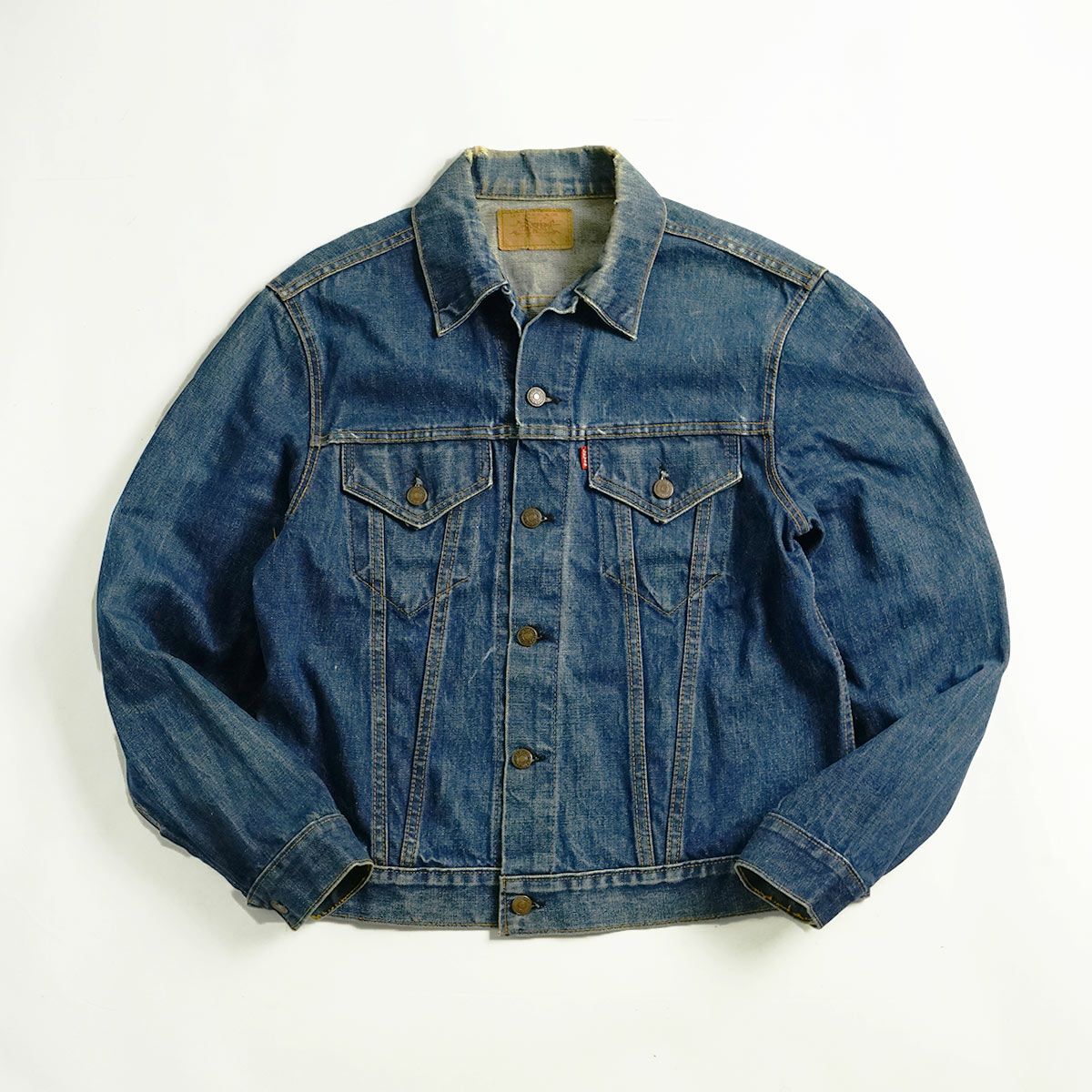 リーバイス LEVI