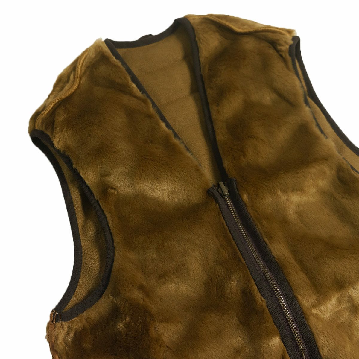 バブアBarbourウォームパイルウエストコート