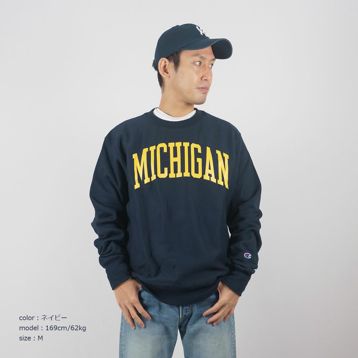 UNIVERSITYOFMICHIGANオフィシャルクルーネックカレッジスウェットチャンピオンリバースウィーブ（メンズS-XXLChampionミシガン大学）