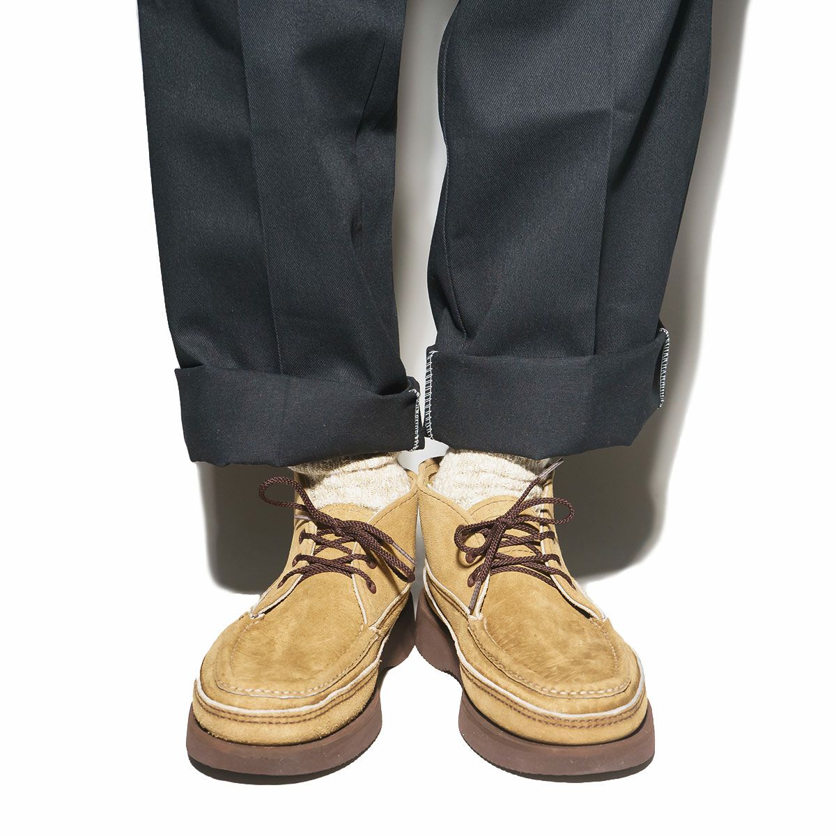 ラッセルモカシンRUSSELLMOCCASINスポーティングクレーチャッカブーツララミースエードサンド