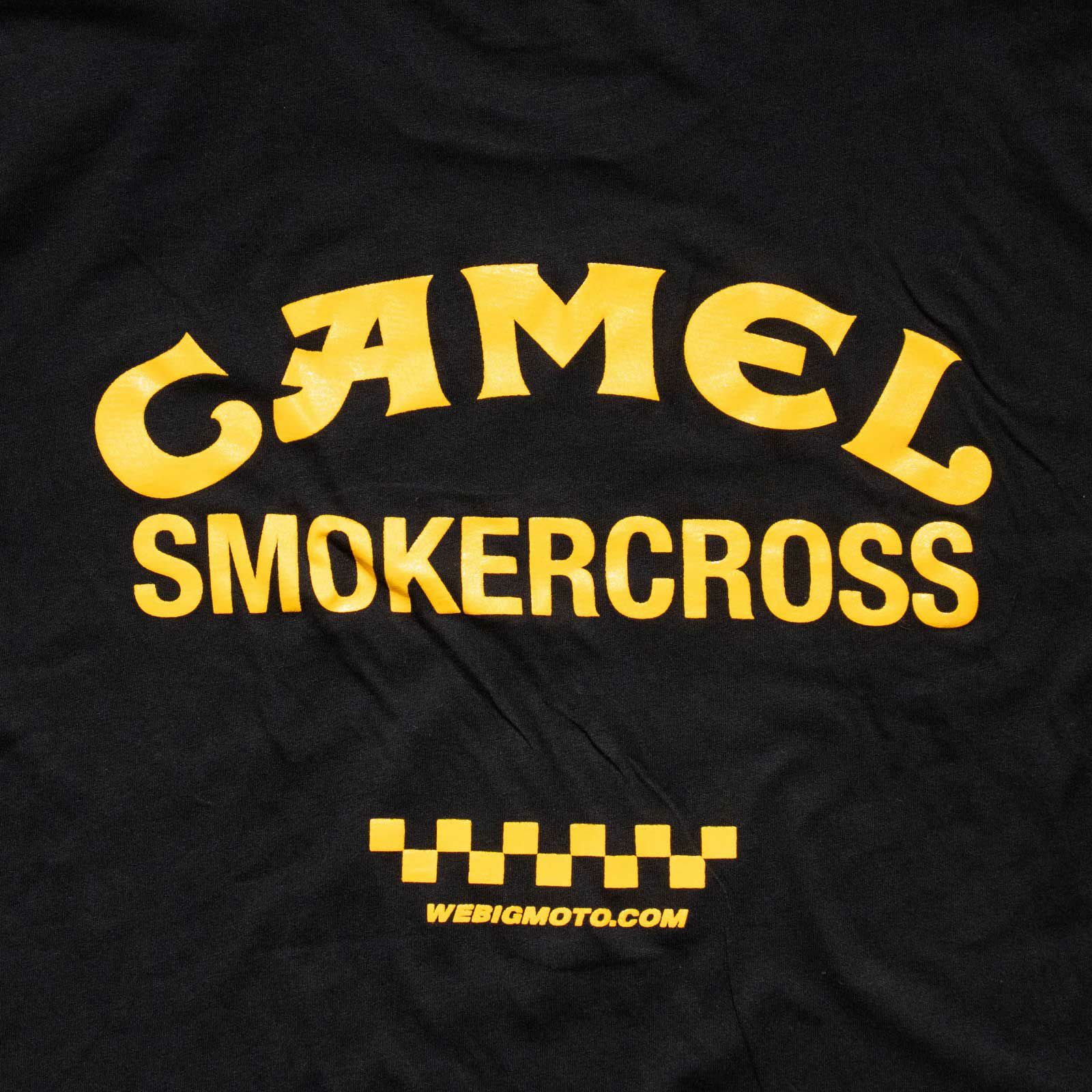 ウィービッグモトWEBIGMOTOCO.キャメルスモーカークロスTシャツ