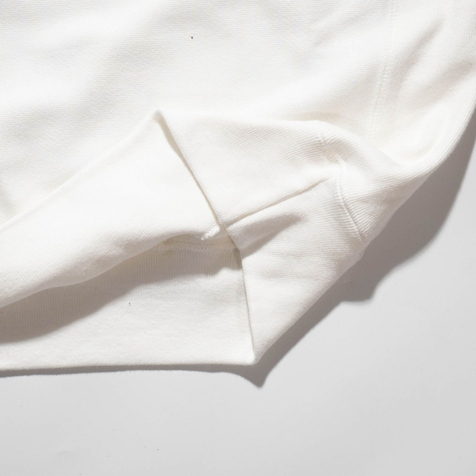 UNIVERSITYOFNORTHDAKOTAオフィシャルクルーネックカレッジスウェットチャンピオンリバースウィーブ