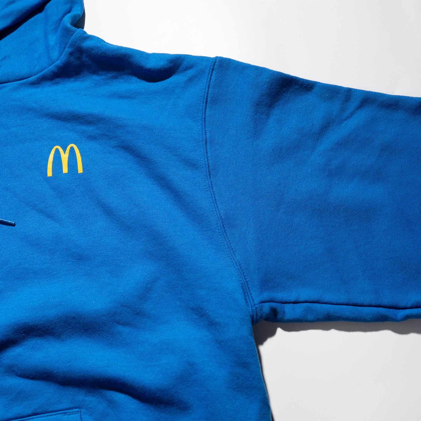 マクドナルドMcDonald’sアーチロゴチャンピオンボディスウェットシャツブルー