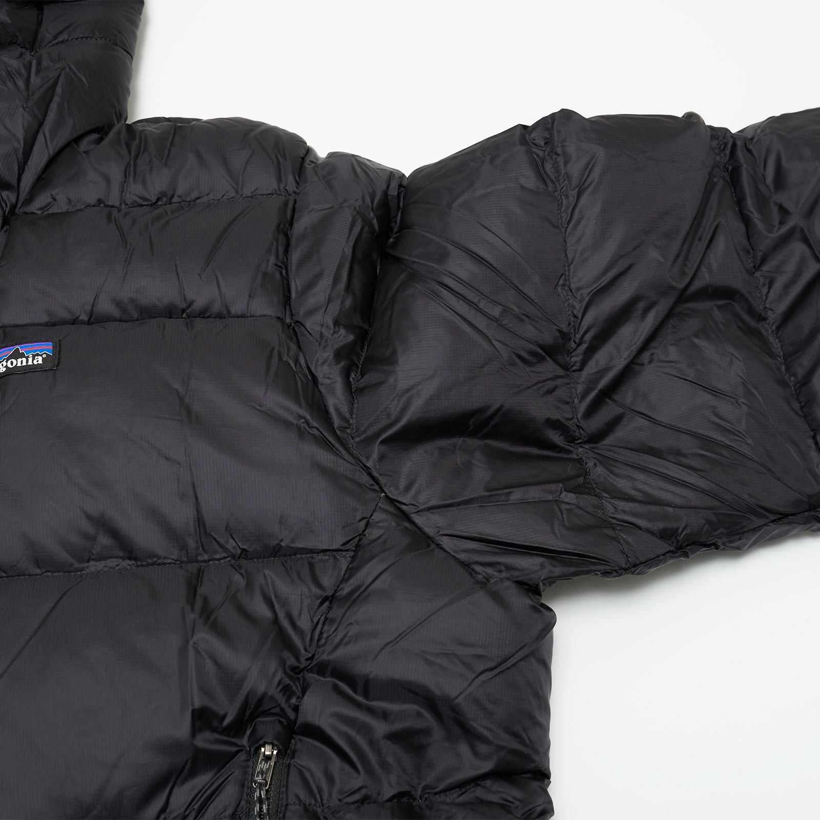 パタゴニアpatagoniaフィッツロイダウンフーディ