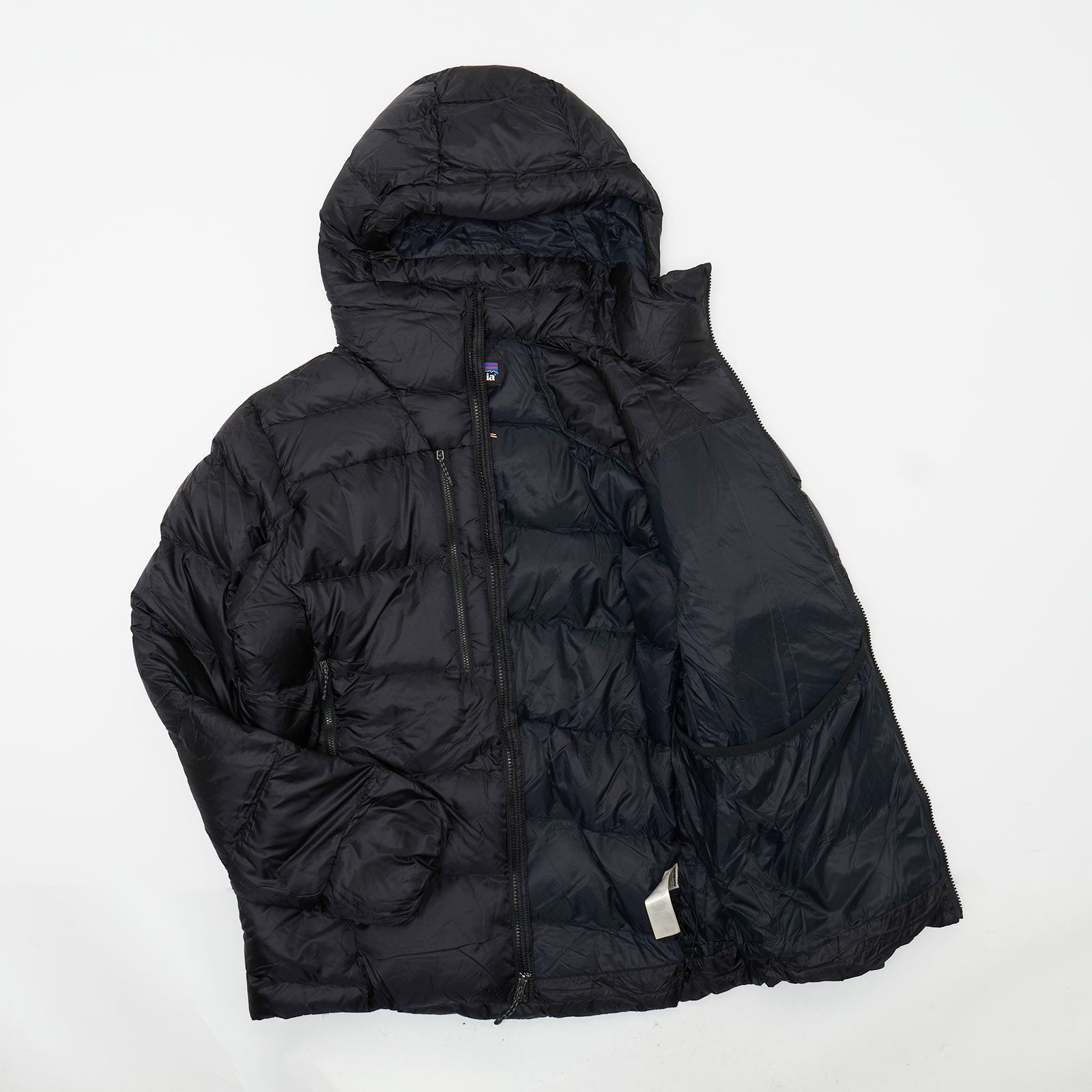 パタゴニアpatagoniaフィッツロイダウンフーディ